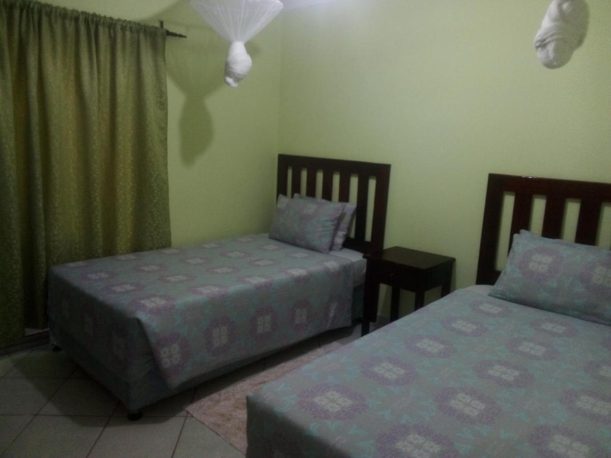 Gloria'S Bed And Breakfast Livingstone Buitenkant foto