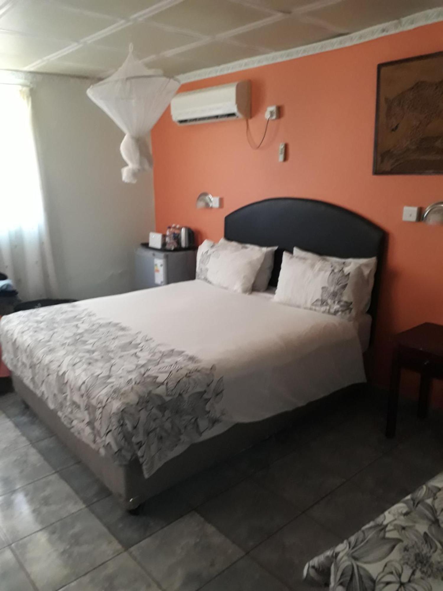 Gloria'S Bed And Breakfast Livingstone Buitenkant foto