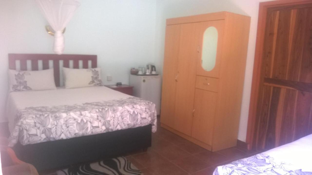 Gloria'S Bed And Breakfast Livingstone Buitenkant foto